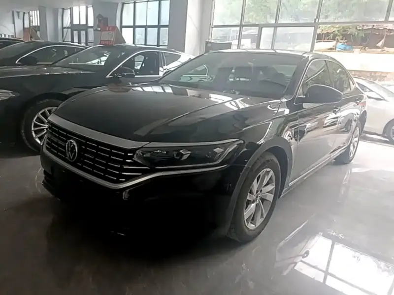Volkswagen Passat, 2022