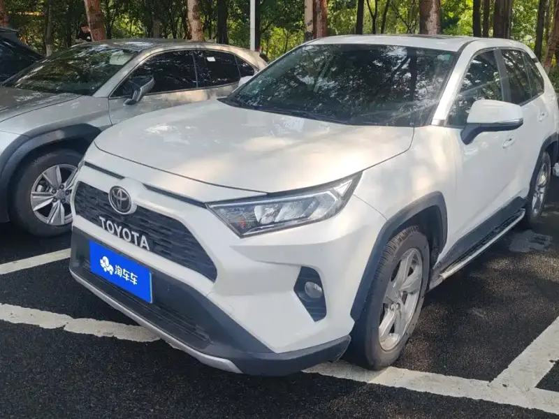 Toyota RAV4, 2020 — фото 1