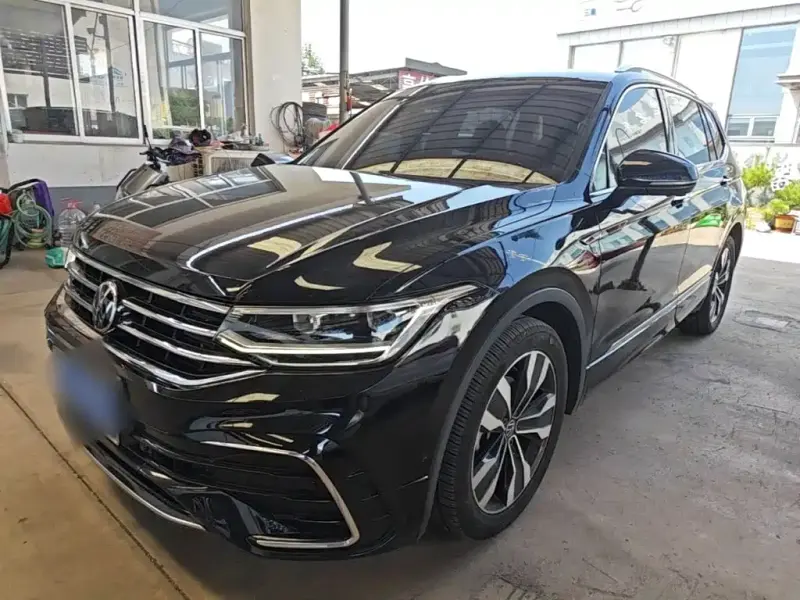 Volkswagen Tiguan L, 2022