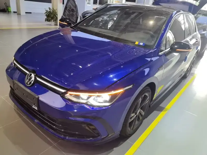 Volkswagen Golf, 2021