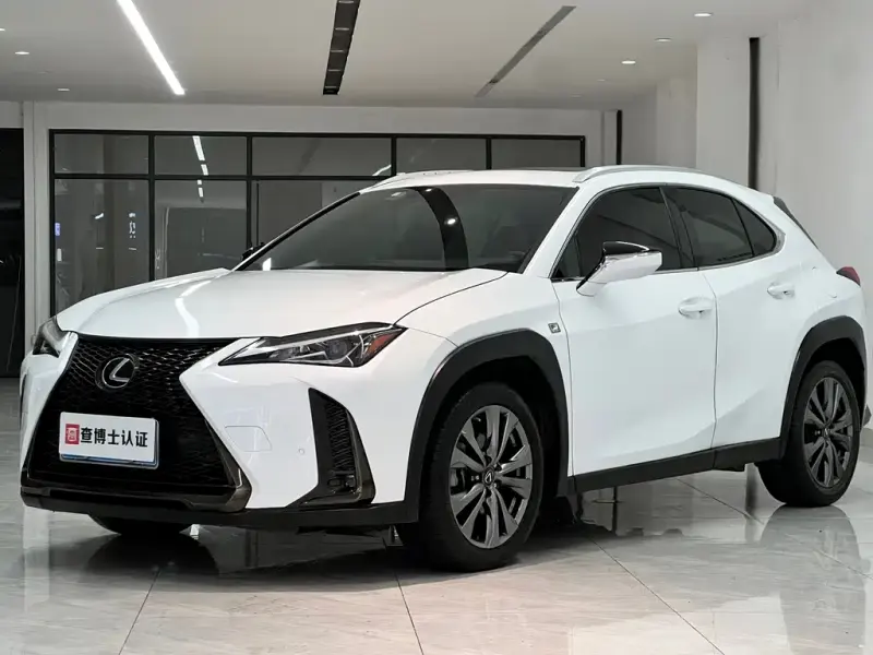 Lexus UX, 2020