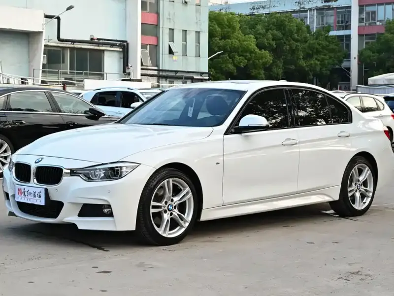 BMW 3 Series, 2016 — фото 1
