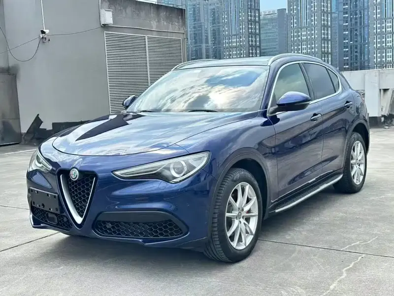 Alfa Romeo Stelvio, 2018