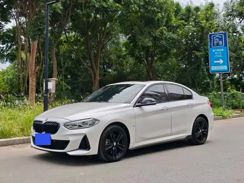 BMW 1 Series, 2023