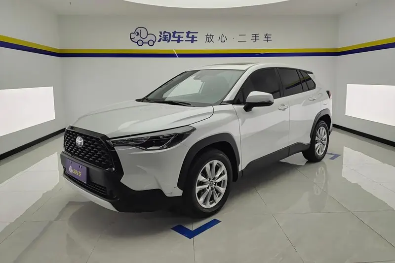 Toyota Corolla Cross 2.0L Elite Edition, 2022 — фото 1