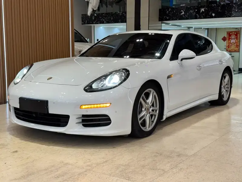 Porsche Panamera, 2013