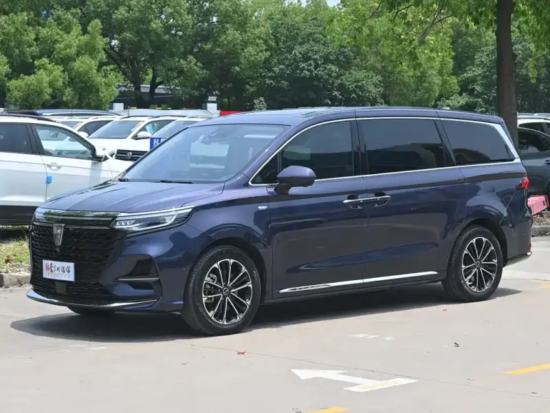 Roewe iMAX8, 2022