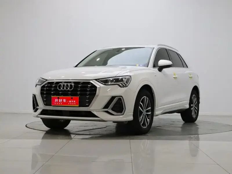 Audi Q3, 2021