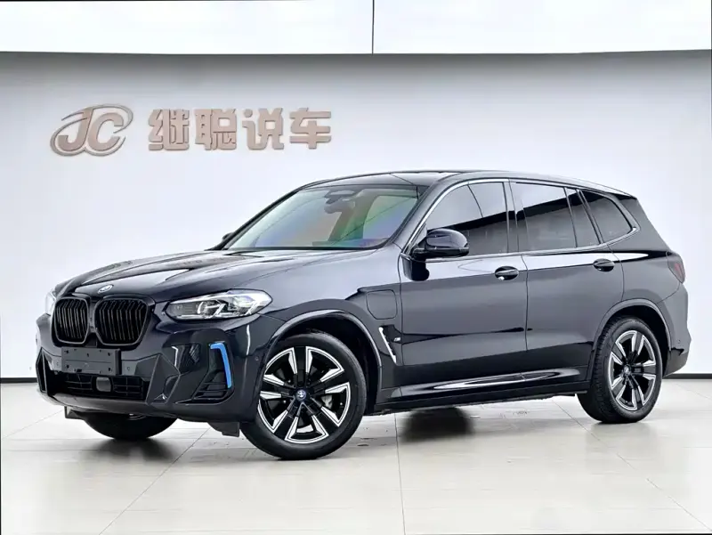 BMW iX3, 2021