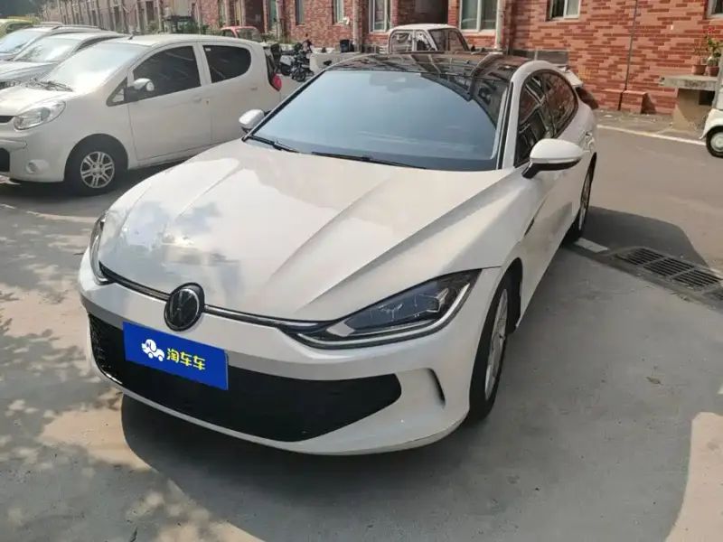 Volkswagen Lamando, 2023