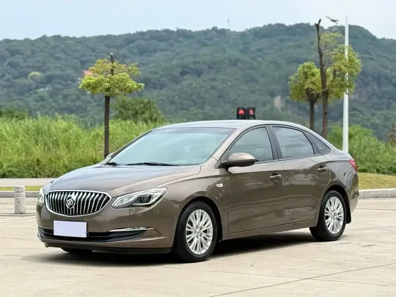 Buick Excelle, 2015