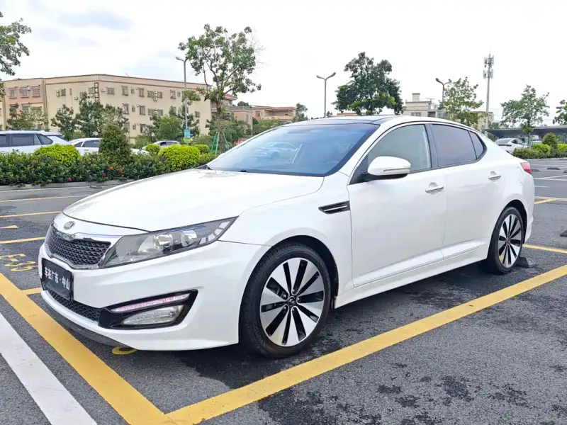 Kia K5, 2013