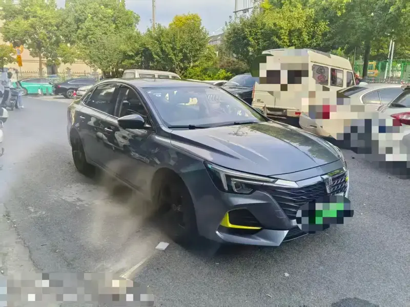 Roewe i6 MAX New Energy, 2021
