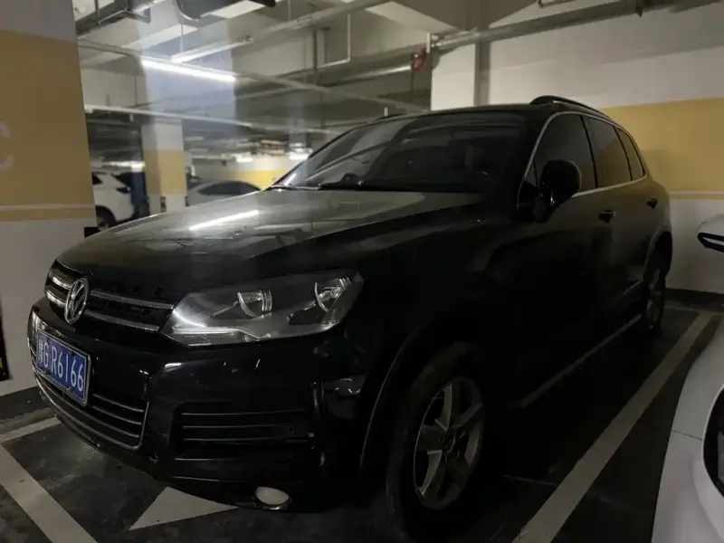 Volkswagen Touareg, 2011