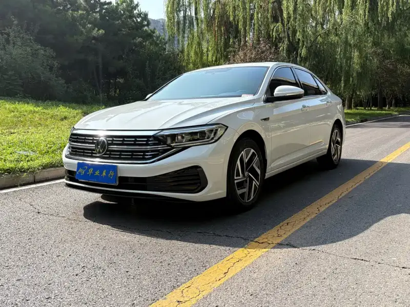 Volkswagen Sagitar, 2022