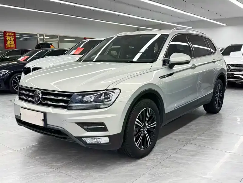Volkswagen Tiguan L, 2021