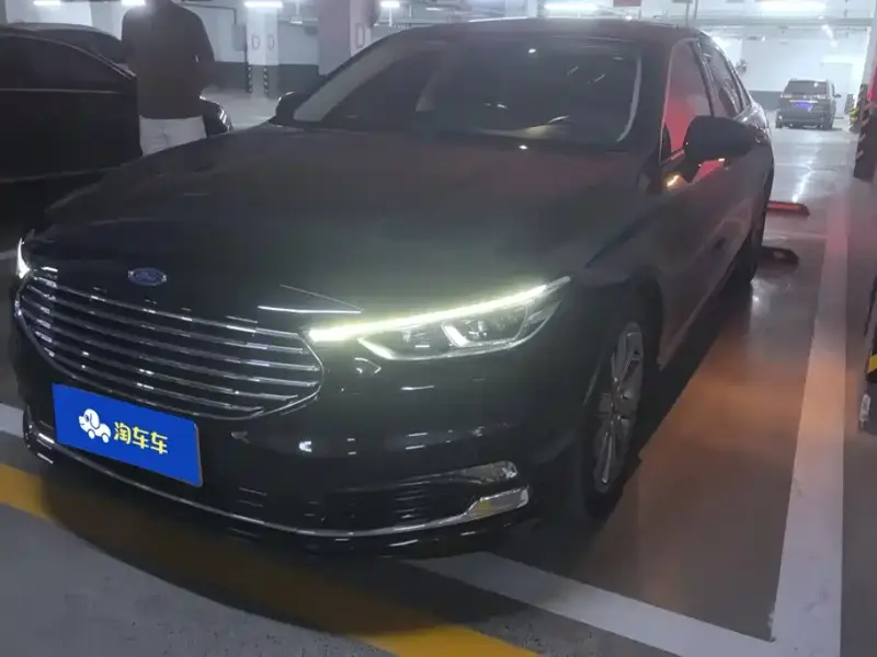Ford Taurus, 2021