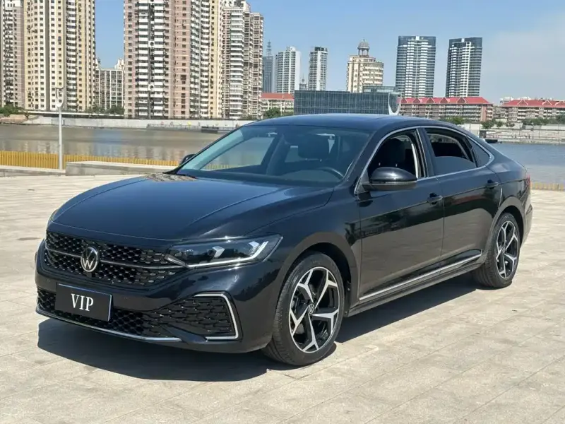 Volkswagen Passat, 2024