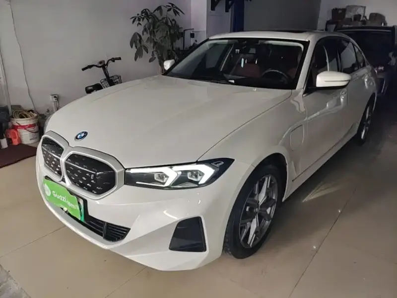 BMW i3, 2022
