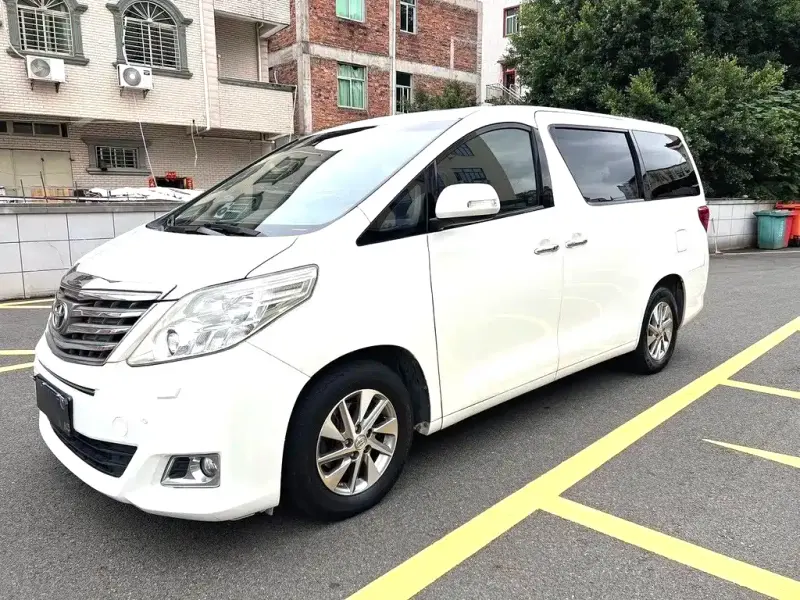 Toyota Alphard, 2012