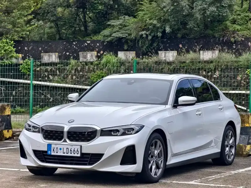 BMW i3, 2022