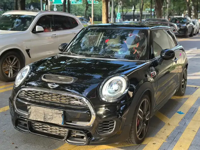 MINI JCW, 2015