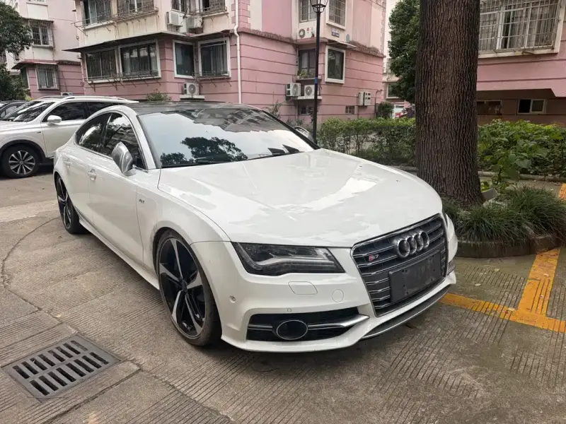 Audi S7, 2013