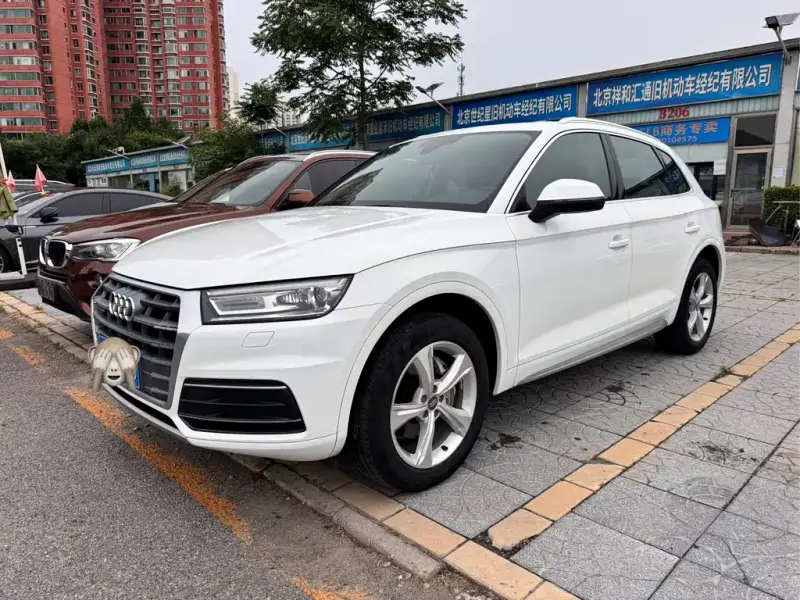 Audi Q5L, 2019