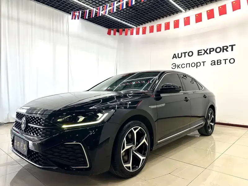 Volkswagen Passat, 2022