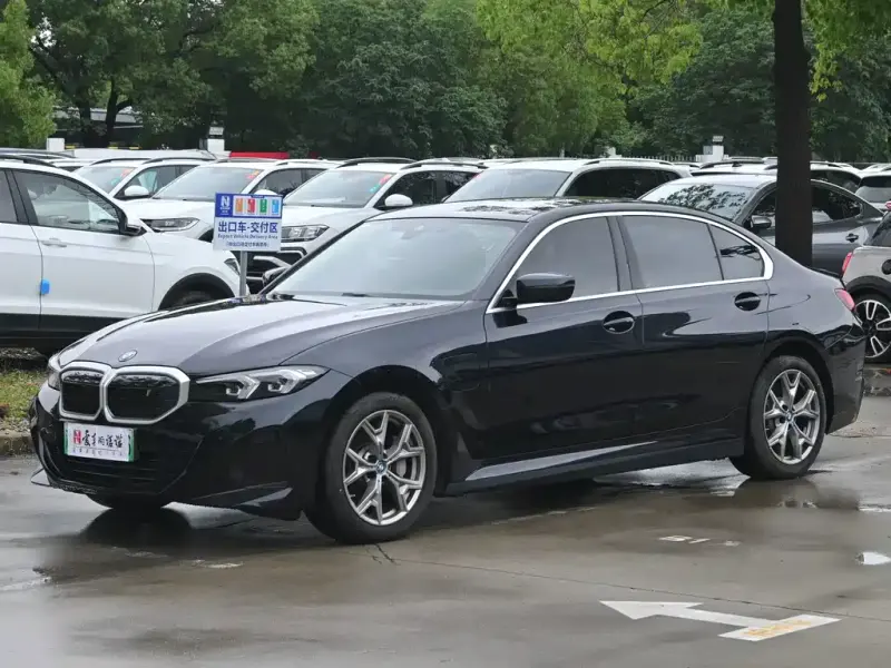 BMW i3, 2023