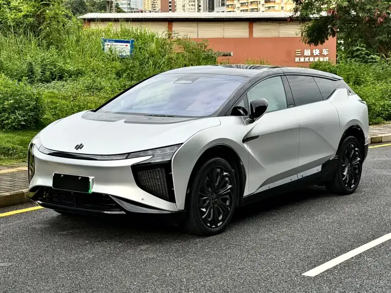 HiPhi X, 2022