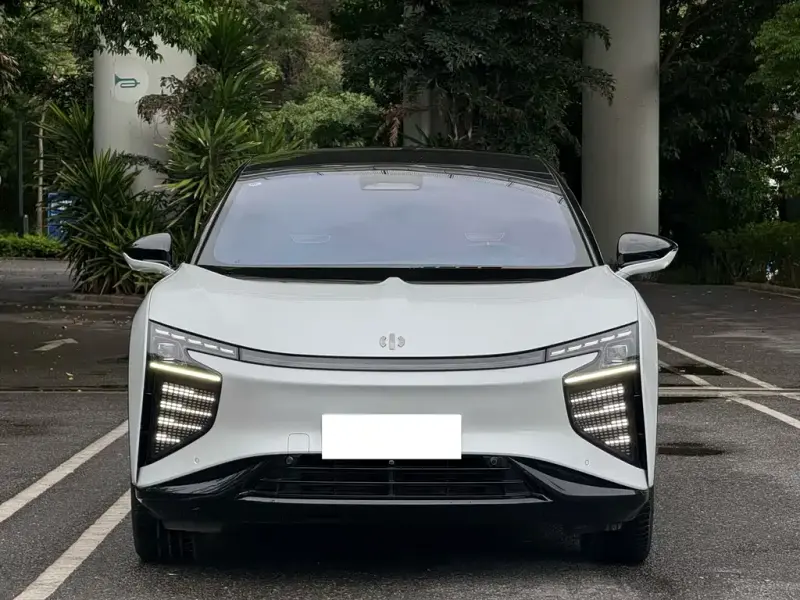 HiPhi X, 2023