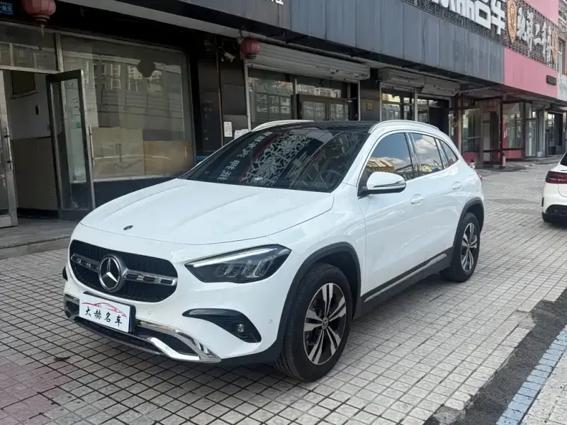Mercedes-Benz GLA, 2025