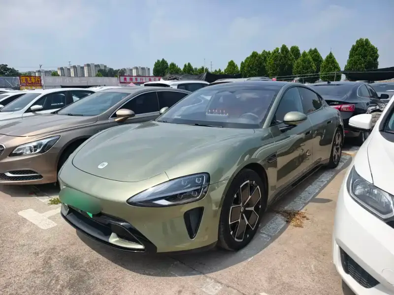 Xiaomi SU7, 2025