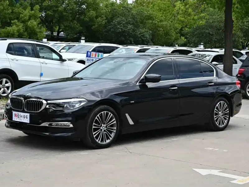 BMW 5 Series, 2018 — фото 1
