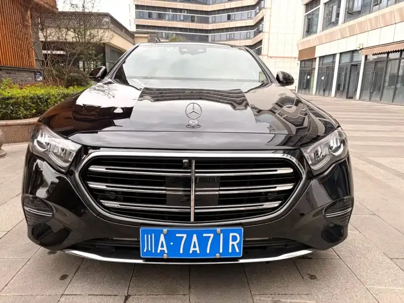 Mercedes-Benz E-Class, 2022