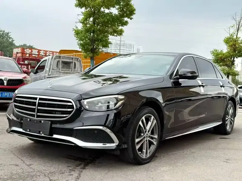 Mercedes-Benz E-Class, 2022