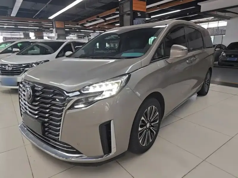 Buick GL8, 2023