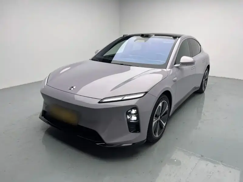 NIO ET5, 2025