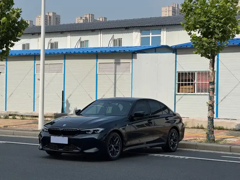 BMW 3 Series, 2025