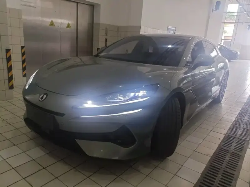 Denza Z9GT, 2025