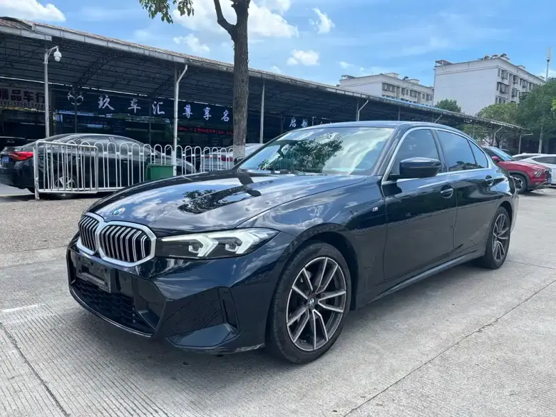 BMW 3 Series, 2023