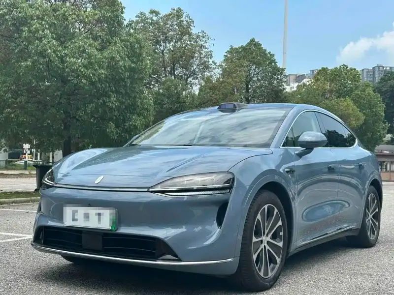 Luxeed Zhijie R7, 2025