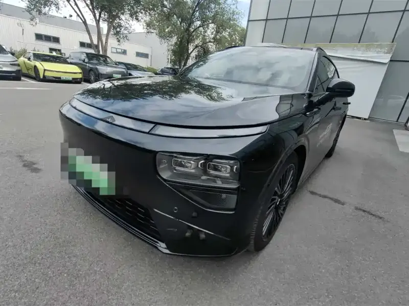 XPeng G9, 2025