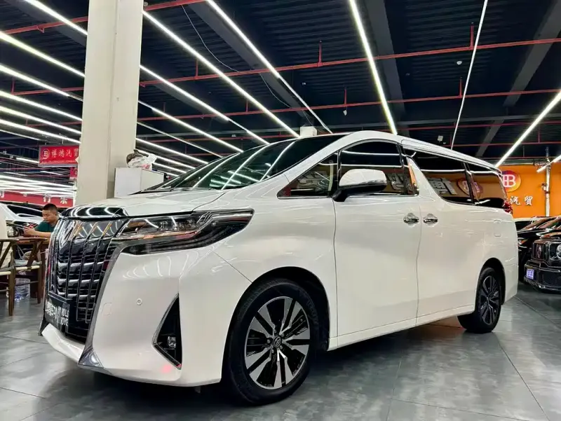 Toyota Alphard, 2016
