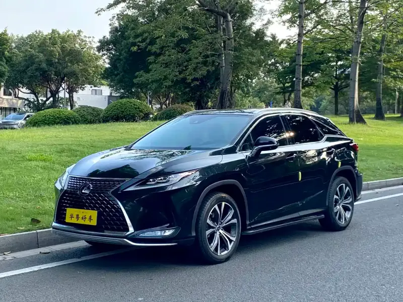 Lexus RX, 2022 — фото 1
