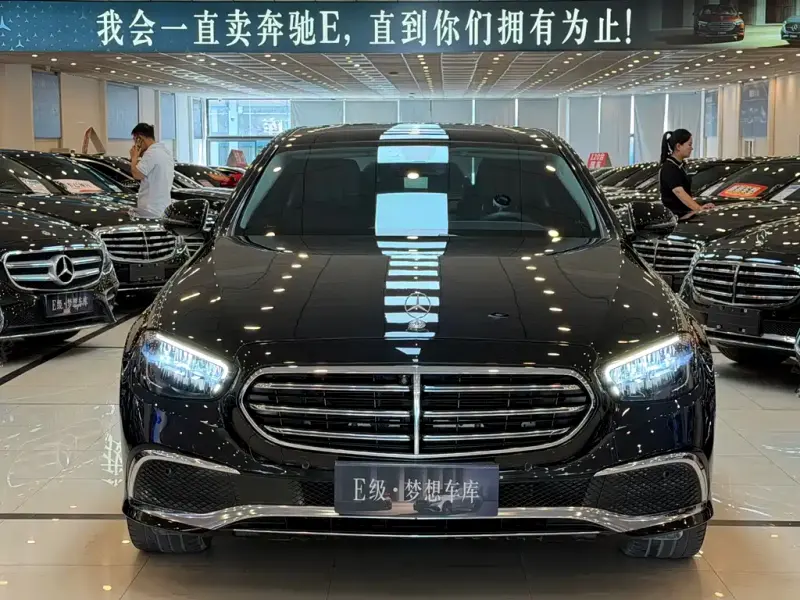 Mercedes-Benz E-Class, 2022