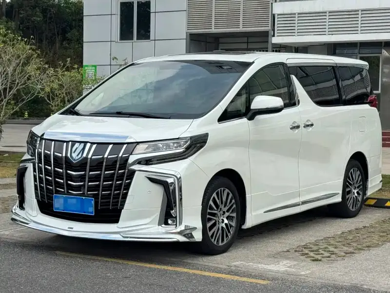 Toyota Alphard, 2016
