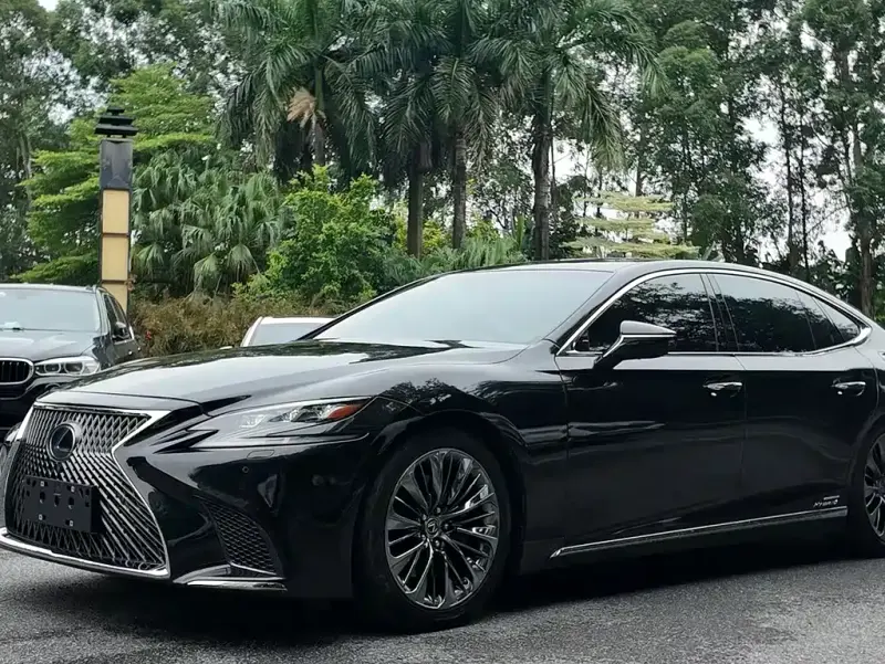 Lexus LS, 2018
