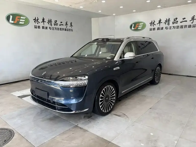 AITO M9, 2025